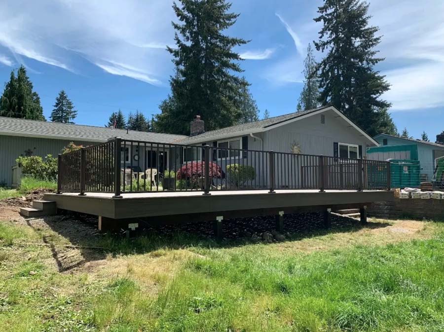 Composite Deck Builders & Installers - Oregon City Decks